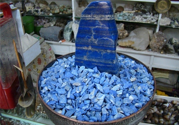 ولع خریداران خارجی برای قاچاق عتیقه و منابع معدنی کمیاب در افغانستان