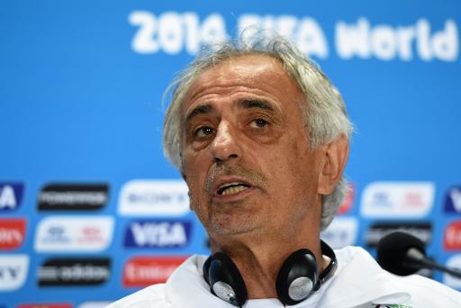 تشویق افغانستان پس از خوردن ۶ گل برای من جای تعجب داشت