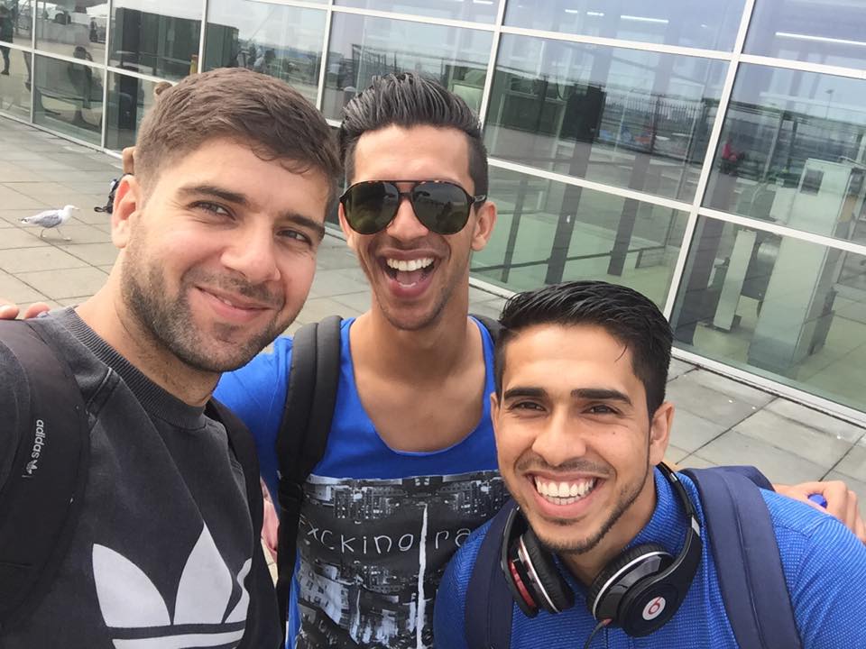 سلفی ۳ ملی پوش افغان در آمستردام / انوش دستگیر، عصمت شنواری و شبیر یوسفی هم رهسپار بانکوک شدند