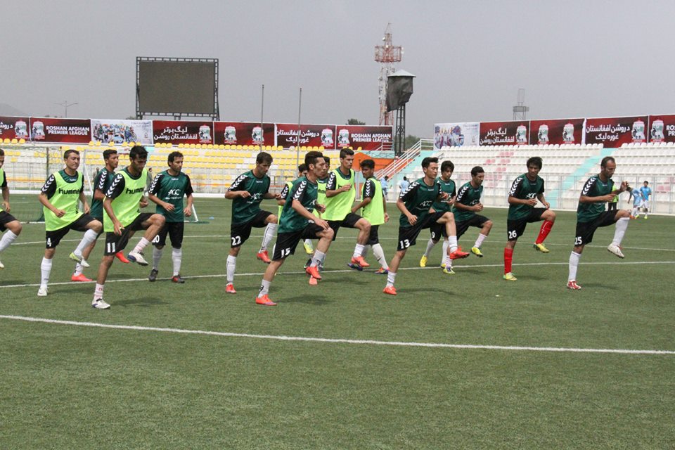 عکس / بازیکنان لیگ برتر با سرمربی تیم ملی افغانستان تمرین کردند