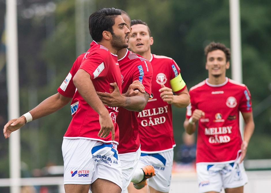 ترلگبورس ۴ کریستین استد ۲ / گل زنی نورالله امیری