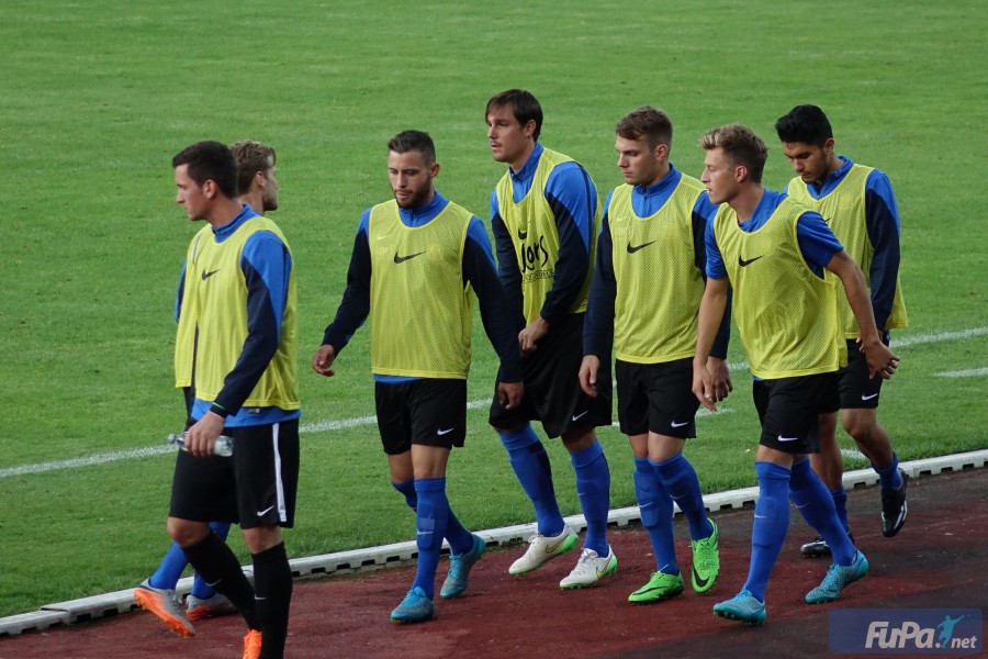 عکس / پیروزی ساربوچکن با حضور حسن امین