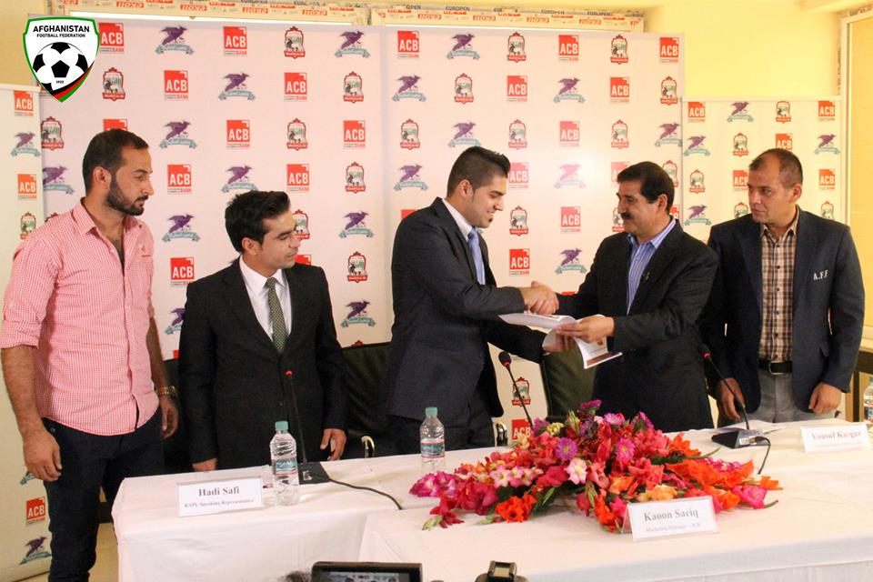 عکس / اسپانسر جدید شاهین آسمایی مشخص شد