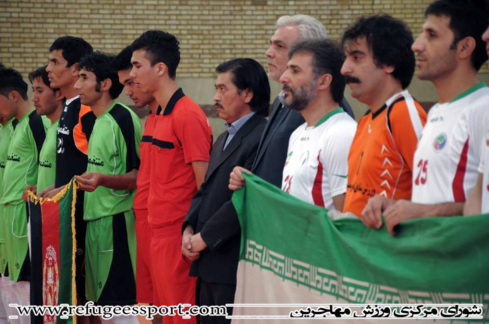 دیدار تیمهای باشگاه هنرمندان ایران و تیم منتخب مهاجرین به تعویق افتاد.